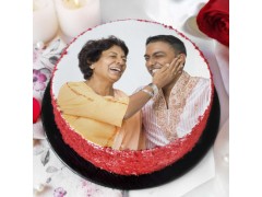  Red Velvet Family Photo Cake